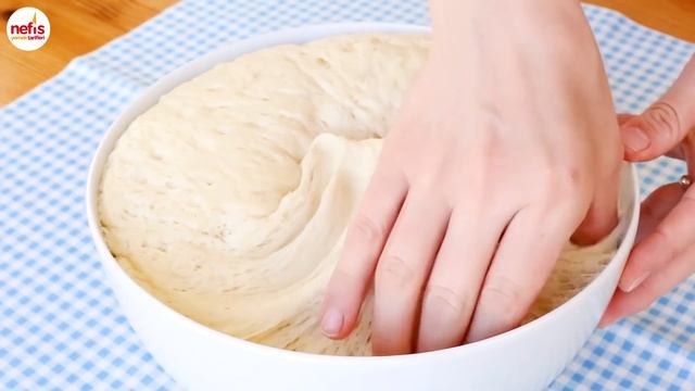 MADEN SUYUYLA ÖYLE BİR POĞAÇA YAPTIK Kİ 👌🏻 Bir Tepsiyi Tek Başınıza Yersiniz 😜🤭 смотреть онлайн