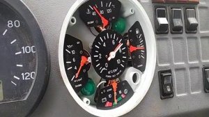 Ремонт указателя топлива автобуса ПАЗ.mp4