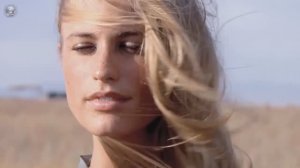 Julio Iglesias - Baila Morena