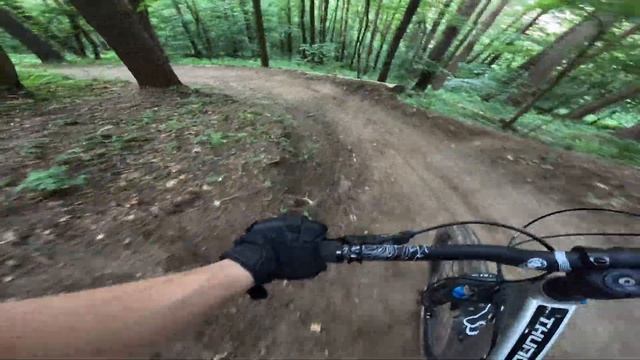 Palenica Rozbójnik MTB Downhill Amatorski Przejazd Dartmoor Thunderbird смотреть онлайн