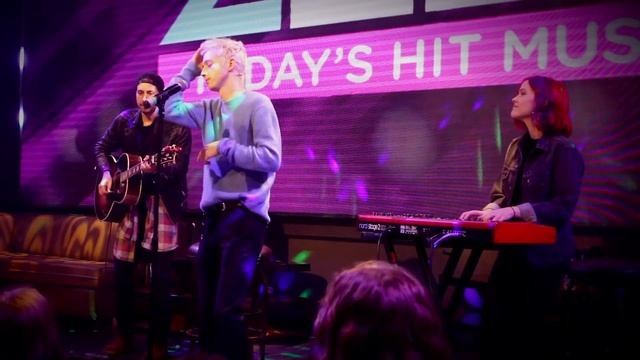 Z Session with Troye Sivan - "The Good Side" & "My My My!" смотреть онлайн