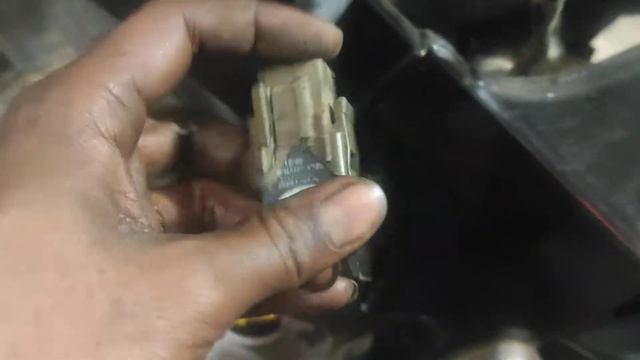 CBR 150r head light, horn, singnal light and mitre console not working problem solve смотреть онлайн