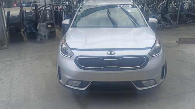 Разобрали на запчасти 2017 Kia Niro Hybrid 62103782 KNDCC3LC5H5082639 86к серебро 4SS смотреть онлайн