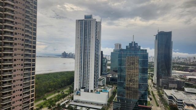 PH BRISA MARINA смотреть онлайн