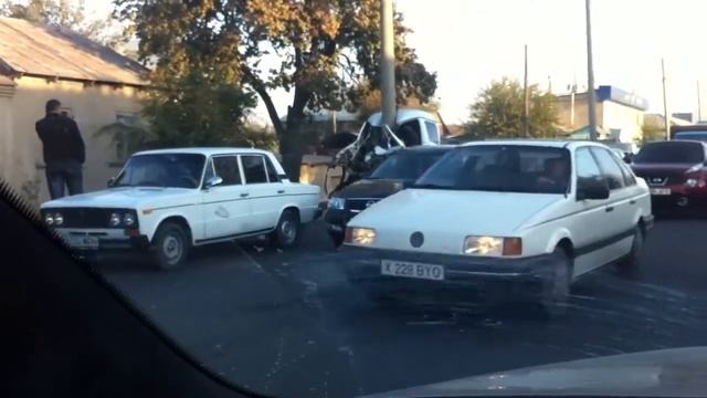 Газель в смятка столб стоит смотреть онлайн