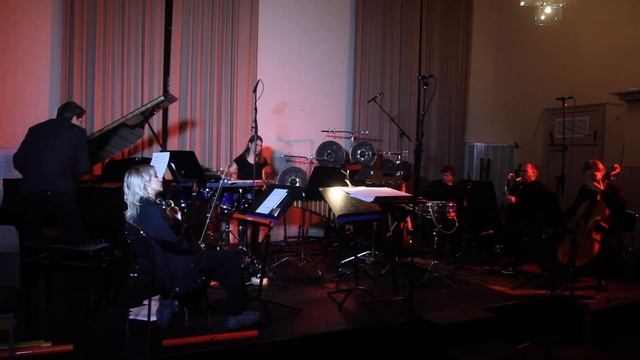 Katya Shirshkova – How does a distance sound and why it isn't silent? смотреть онлайн