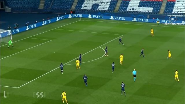 Top 10 Incredible Goals Of The Season смотреть онлайн