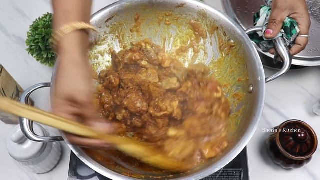 இட்லிக்கு சிக்கன் குழம்பு | Chicken Kulambu In Tamil | Side Dish For Idli | Sherin's Kitchen смотреть онлайн