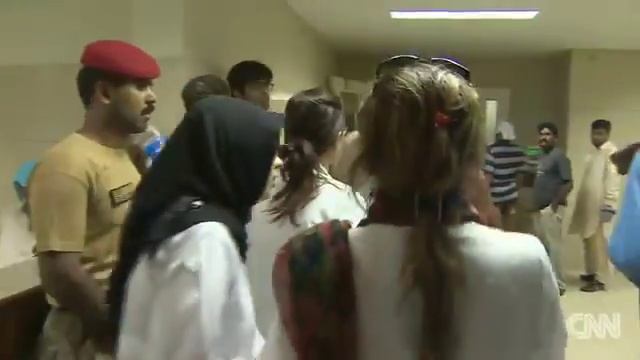 4906 Mensch CNN Pakistan morgue overwhelmed by heat wave deaths смотреть онлайн