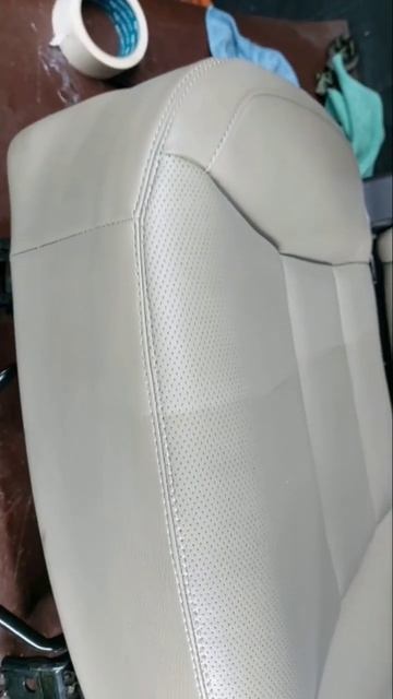 чистка кожи ! #detailing #shorts #yotube #meguiar's #химчиска #кожа #уходзакожей смотреть онлайн