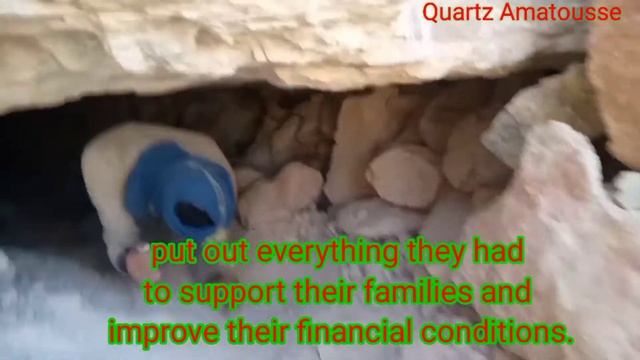 Prospectors for semi-precious stones, difficulty in accessing and then working crystal mines смотреть онлайн