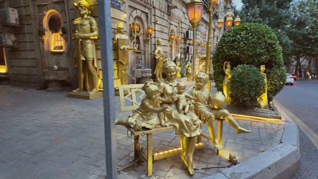 Вечер наступил в Баку смотреть онлайн