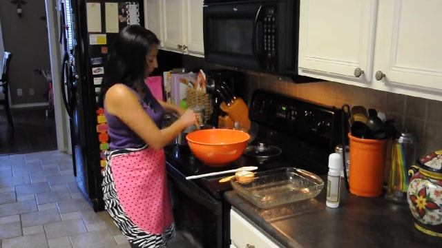 Chicken Spectacular Dinner Dish смотреть онлайн