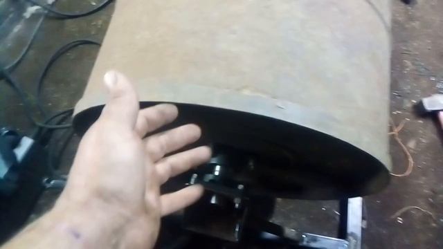 Делаю бетономешалку из 200 литровый бочки с приводом от мотоблока, часть 2 смотреть онлайн