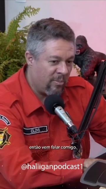 "No dia que tiver mesma quantidade de horas voluntárias a gente conversa " #bombeiros #motivation смотреть онлайн