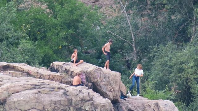 Хортиця, Дніпрогес, серпень 2020 (Estas Tonne. Paris Heart) смотреть онлайн