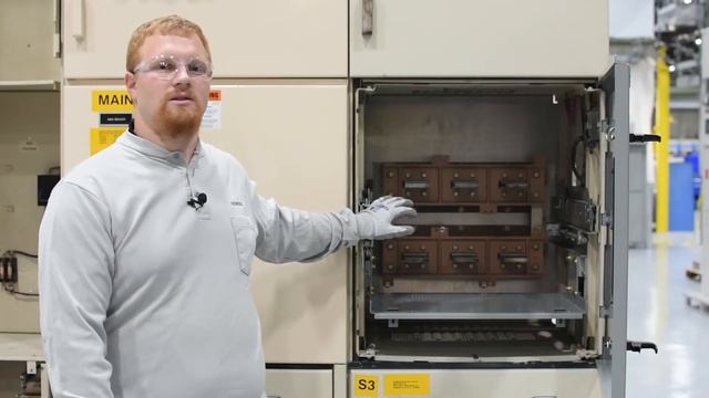 LV Circuit Breaker Replacements for AK, K-Line & DB смотреть онлайн