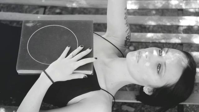 Stockhaussen & Ditta Perdita — "Mi siniestro" ▲ (OFFICIAL VIDEO) смотреть онлайн