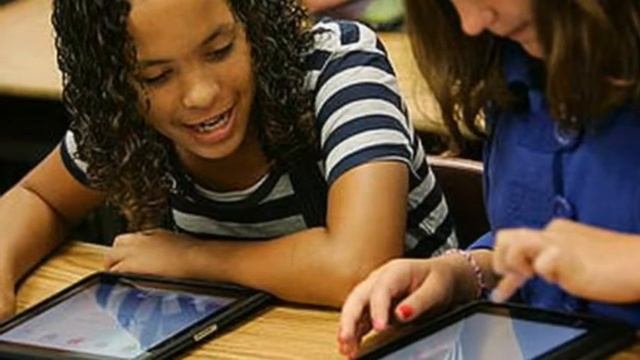 Google Docs In School смотреть онлайн