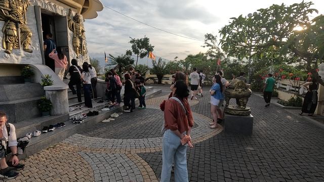 Статуя Будды