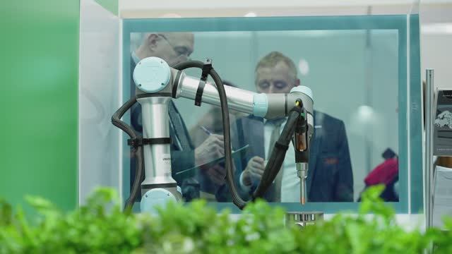 Отзыв на лазерное оборудование от компании ООО «Завод Литтяжмаш» смотреть онлайн