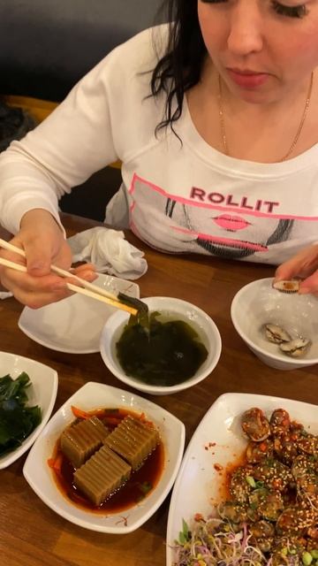 #food 전복찜 Ракушки Чонбокччим под соусом. Cheongbokchim shells with sauce. смотреть онлайн