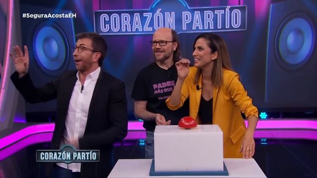 Santiago Segura y Toni Acosta reconocen las canciones tocadas con turutas - El Hormiguero смотреть онлайн