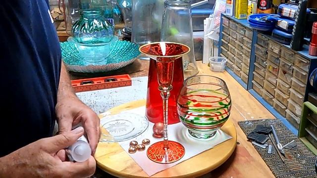 More Thrifting Red Tower смотреть онлайн