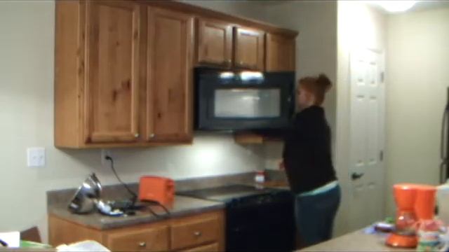 ART 300 Spring 10 GE Commercial смотреть онлайн