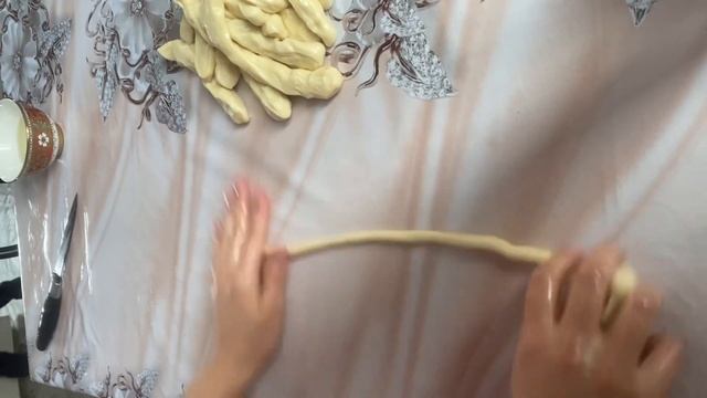 Тесто для лагмана. Лағманға арналған қамыр дайындау. Лағман нанын жасау смотреть онлайн