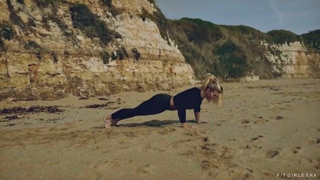 Brooke Ence - Hardcore Workout - Female Fitness Motivation 2021 смотреть онлайн