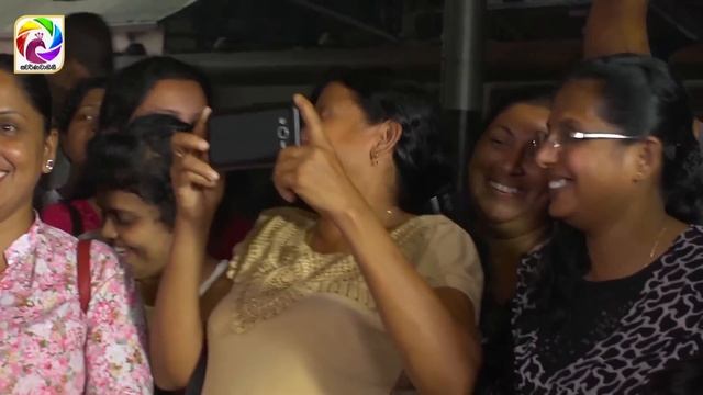 '' Sakuge Kathawa'' Flash Mob Dance смотреть онлайн