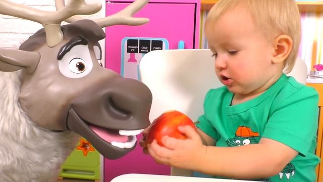 Doctor Checkup Song Spanish Version + otras Canciones Infantiles con Katya y Dima смотреть онлайн