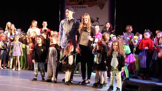 international DANCE DAY festival - 30/04/2016 Награждение Пингвинчиков) смотреть онлайн