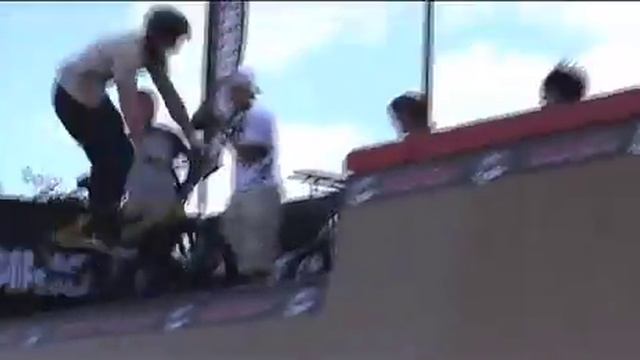 Journeys Backyard BBQ - Orlando, FL - Shuriken Shannon, Osiris Shoes & The Metal Mulisha смотреть онлайн