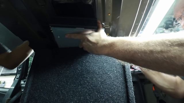 2004 Mustang rear spekers and where to hide the Kenwood amp Installer Diaries 297 part 3 смотреть онлайн