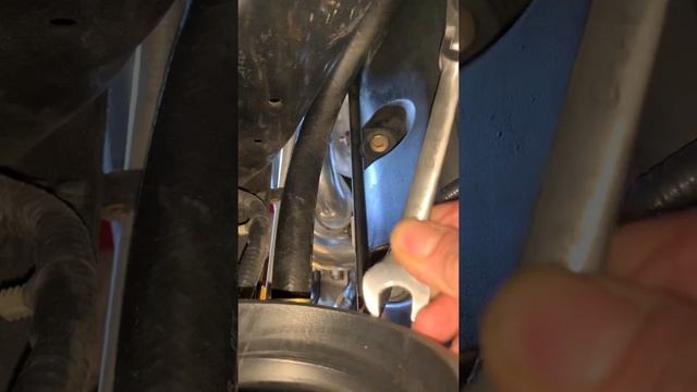Mustang GT BBK Shorty Header Install 99-04 ( Part 2 TIP ) смотреть онлайн