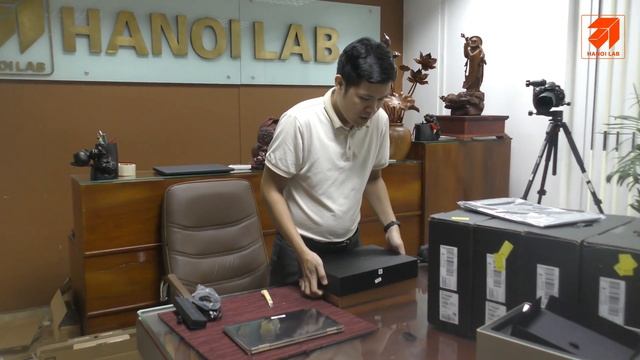 HP Spectre x360 Convertible Laptop 13t aw200 touch - Khách đặt từ website nhà sản xuất смотреть онлайн