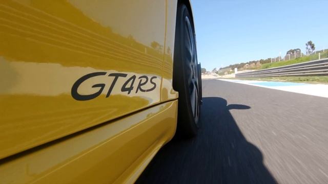 Porsche 718 Cayman GT4 RS in Racing Yellow / Hard Driving On Track / 2022 MY / смотреть онлайн