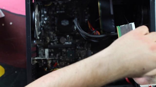 Guida alla manutenzione di un PC смотреть онлайн