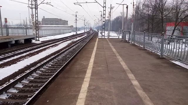 Скоростной Электропоезд Сапсан эвс2-01 и Электропоезд эт2м-090 Фарфоровская смотреть онлайн