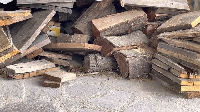 Čmelák Skalní 2022 смотреть онлайн