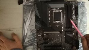 Материнська плата GIGABYTE Z690 UD review