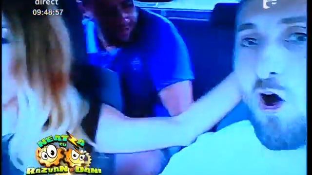 Dani Oțil și "vecina" Flavia au "combinat " un material fierbinte pentru paparazzi смотреть онлайн