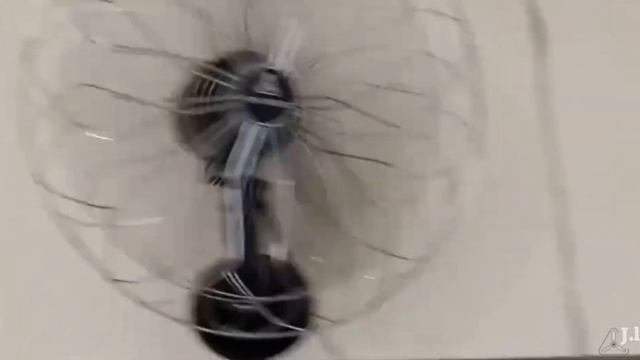 Ventilador de parede Venti-Delta Oscilante 60cm 200W Grade Entrelaçada | Ano 1993 - Cromado. смотреть онлайн