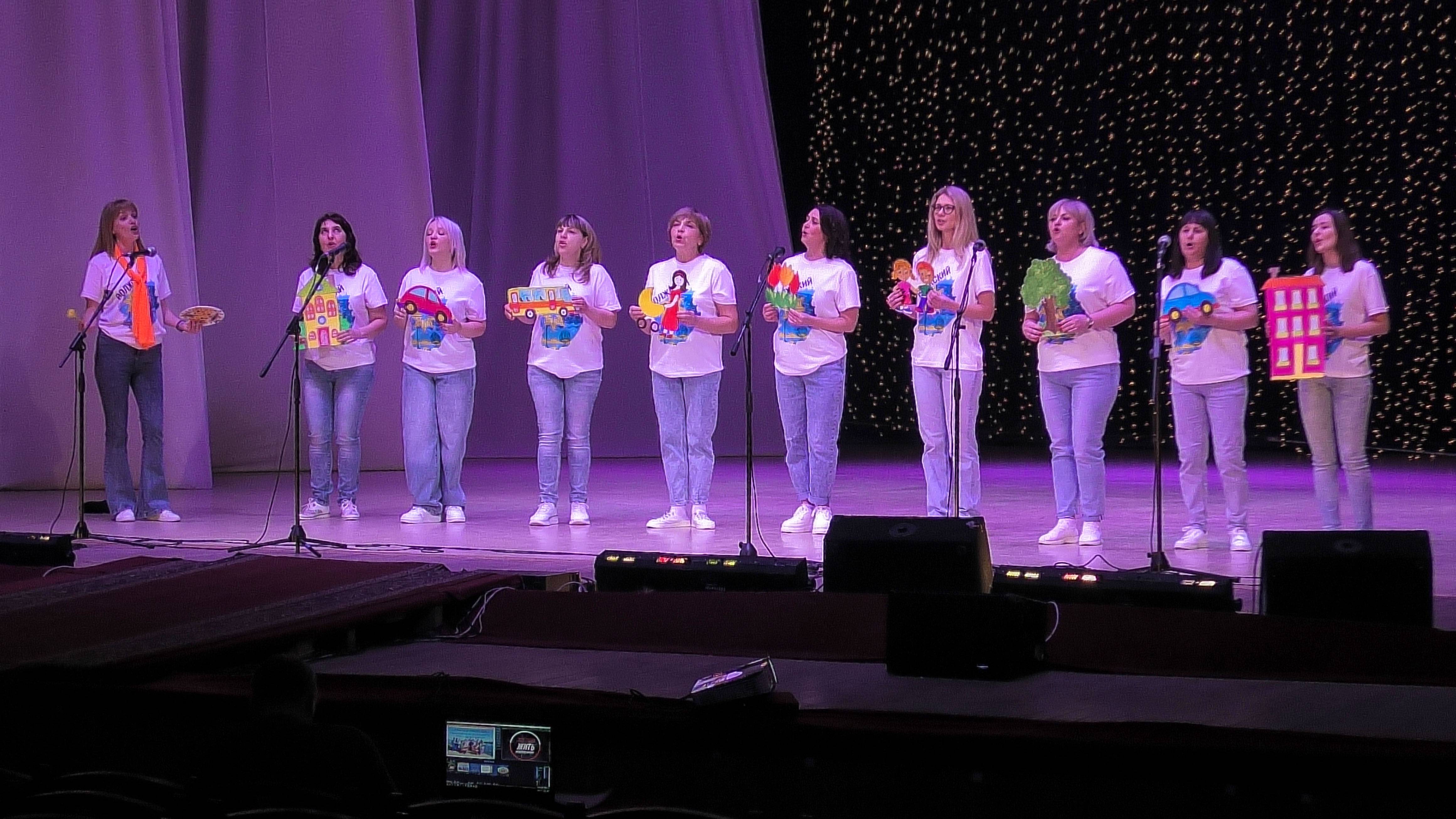 В Волжском прошел первый конкурсный отбор агитбригад смотреть онлайн