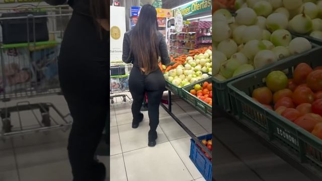 Sapphire Herrera: Colombia’s Curvy Model & Body Positivity 2024 Highlights Fashion Life Style Bio