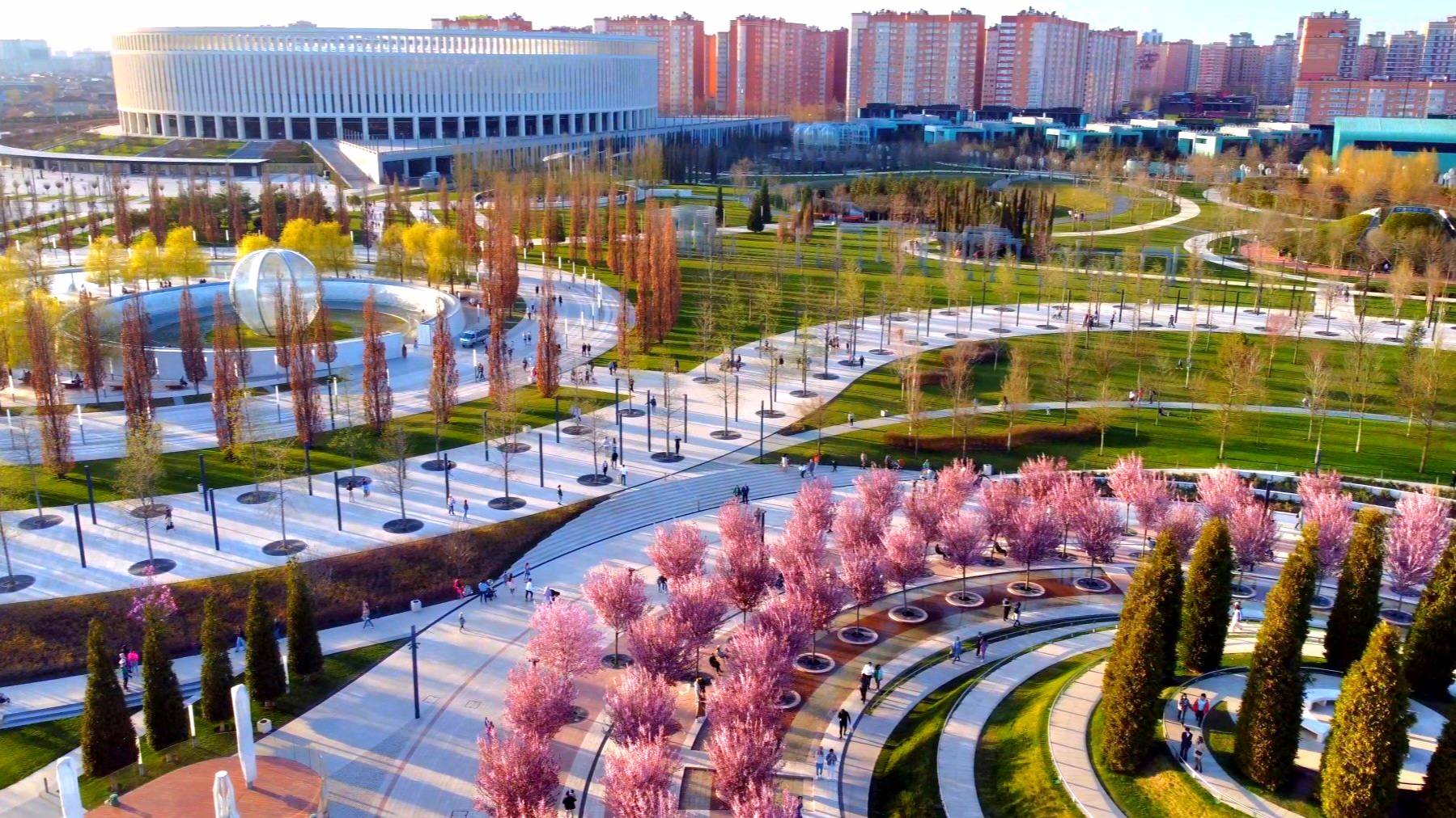 Цветущий май в Парке Галицкого (Краснодар) смотреть онлайн