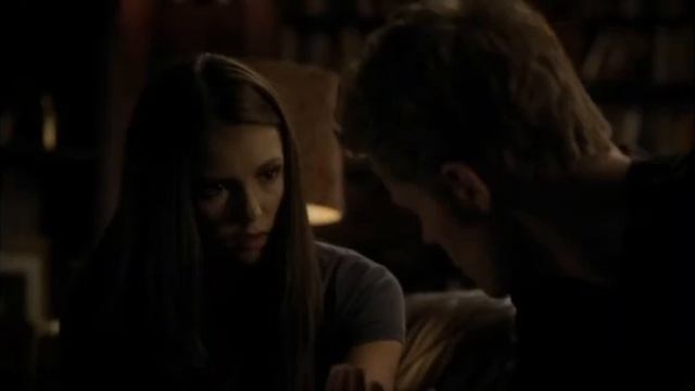 Дневники вампира смотреть онлайн