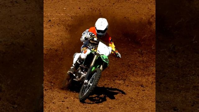 🏁 Unleash the Beast: T Gorilla's Motocross Madness 🏍️🔥 смотреть онлайн